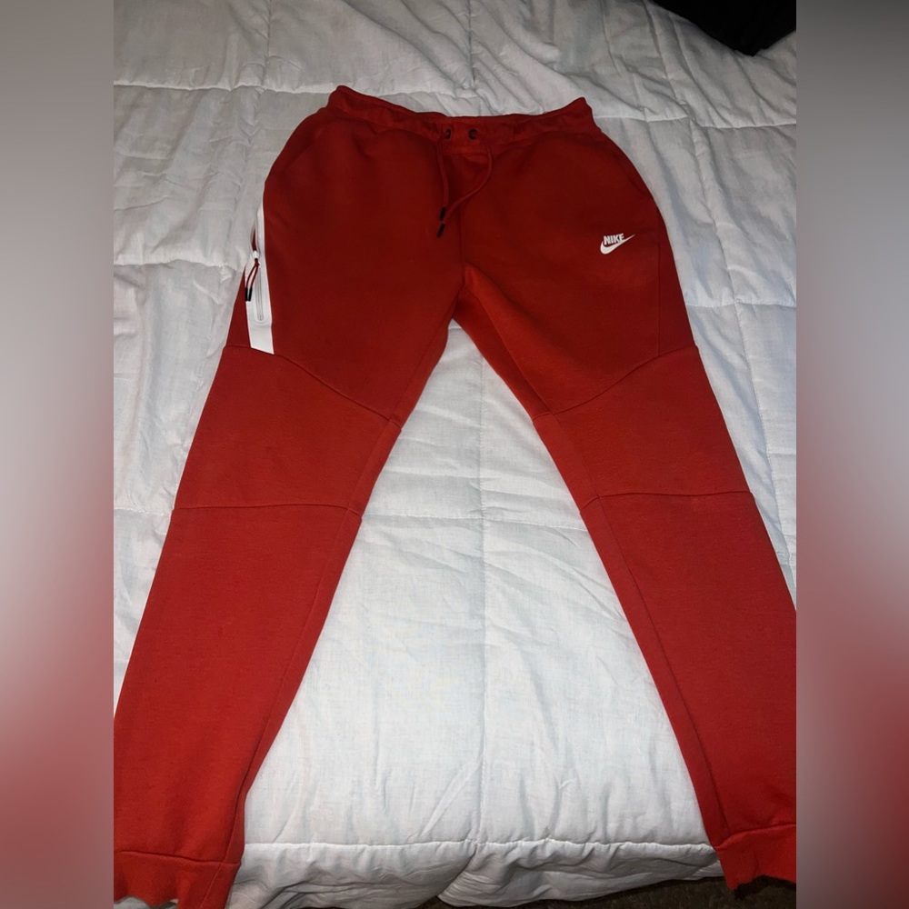 Nike tech sweats